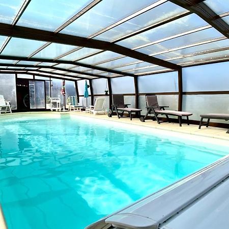 Maison De Charme Piscine Couverte Chauffee Mayrinhac-Lentour ภายนอก รูปภาพ