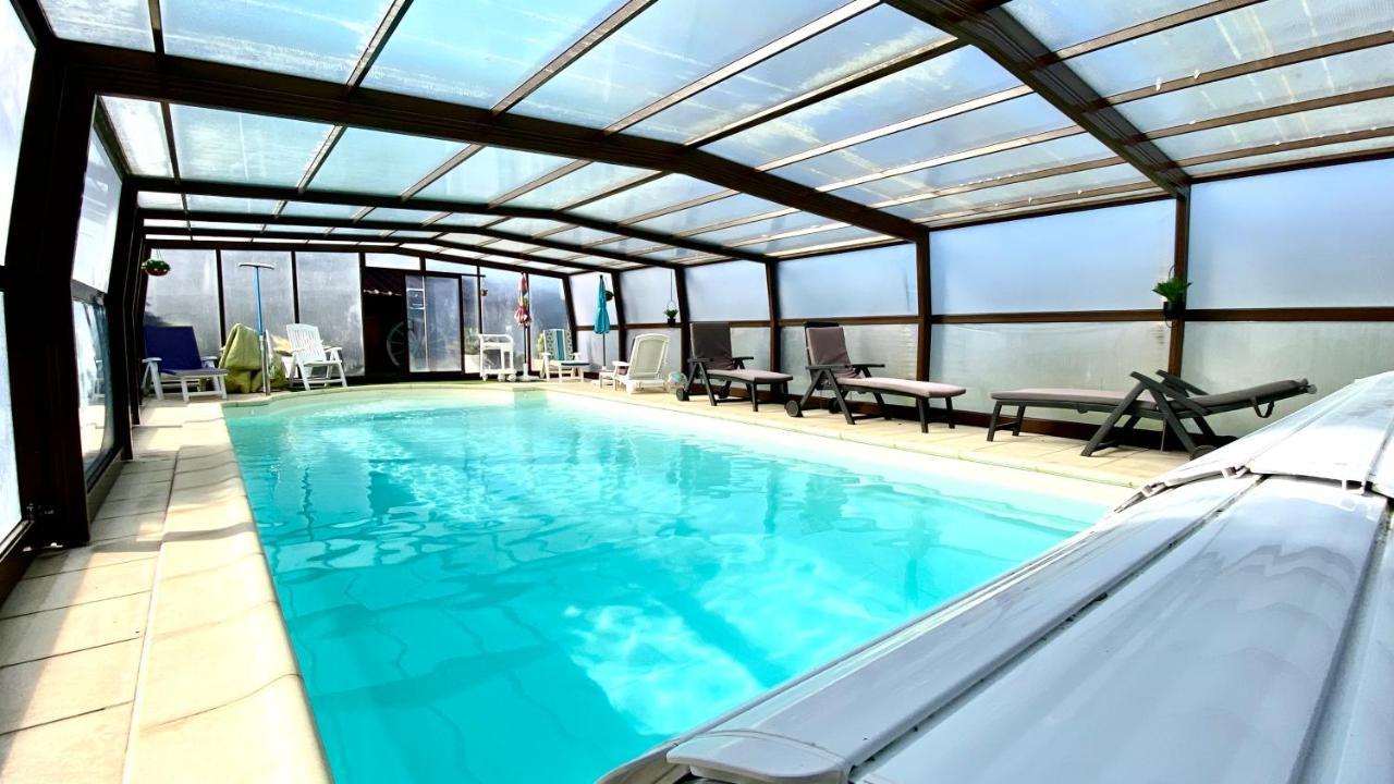 Maison De Charme Piscine Couverte Chauffee Mayrinhac-Lentour ภายนอก รูปภาพ
